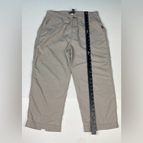 REI Women’s Size 14 Capri Pants Khaki Tan UPF 50 Nylon Outdoor Hiking Lot of 2 - Picture 6 of 11